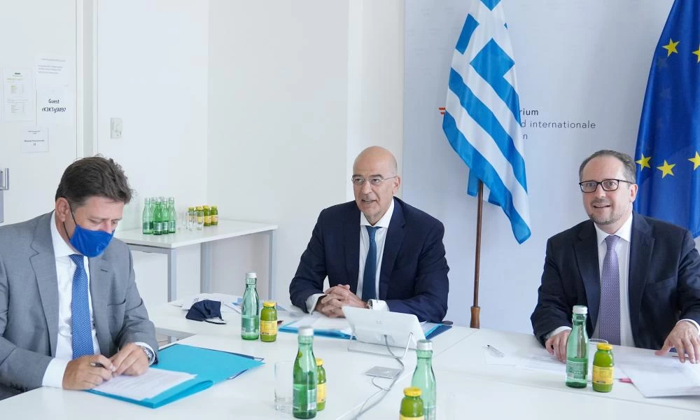 Σε εξέλιξη έκτακτη τηλεδιάσκεψη των Ευρωπαίων Υπουργών Εξωτερικών